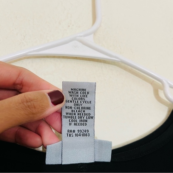 Catherines V-Neck 3/4 Sleeve Asymmetrical Blouse Women Size 1X Color Black - Picture 4 of 9